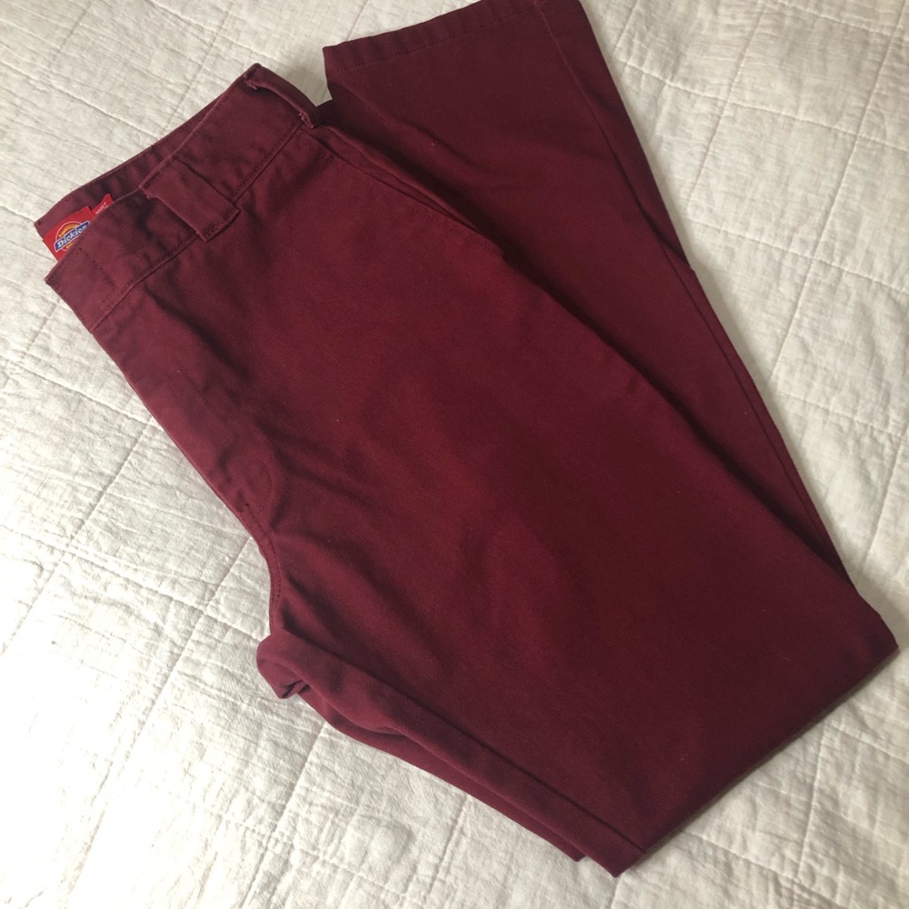 💃 Dickies Maroon Straight Leg Pants, 7/28, Workwear or Casual (J10200T) 💃